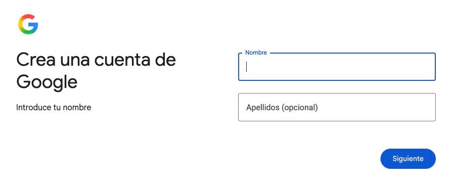 Pantalla para crear una cuenta de Google: campos Nombre y Apellidos y botón Siguiente.